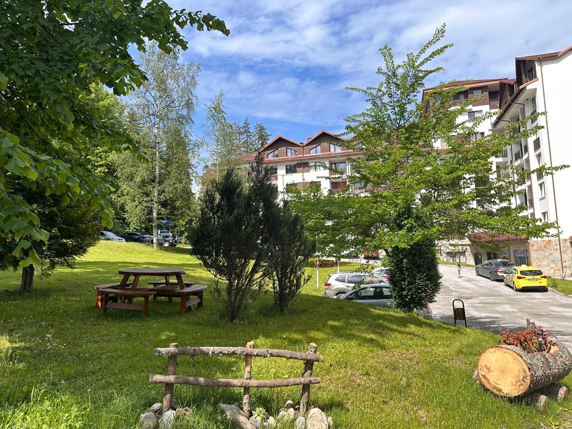Petkovi Аpartments, Borovets Gardens - One-Bedroom And Two-Bedroom Apartments Ngoại thất bức ảnh